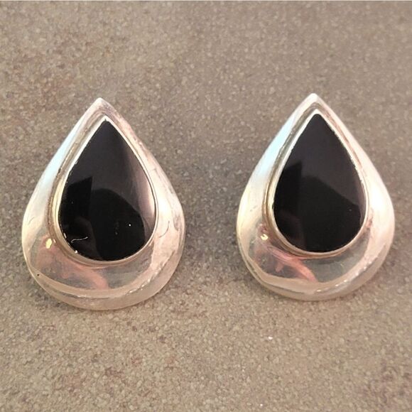Sterling Silver Black Onyx Cabochon Pear Post Statement Earrings - Picture 6 of 10